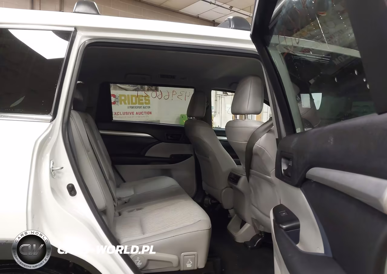 2017 Toyota Highlander Le Plus VIN:5TDZZRFH5HS218099 - 8