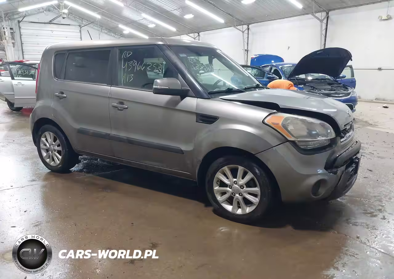 2013 Kia Soul +