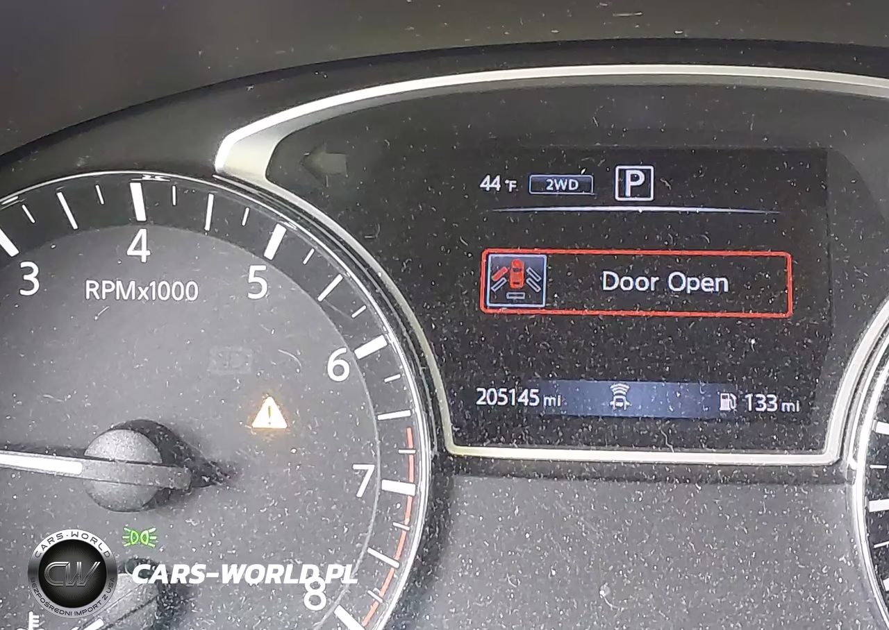 2018 Nissan Pathfinder S VIN:5N1DR2MM7JC620873 - 15