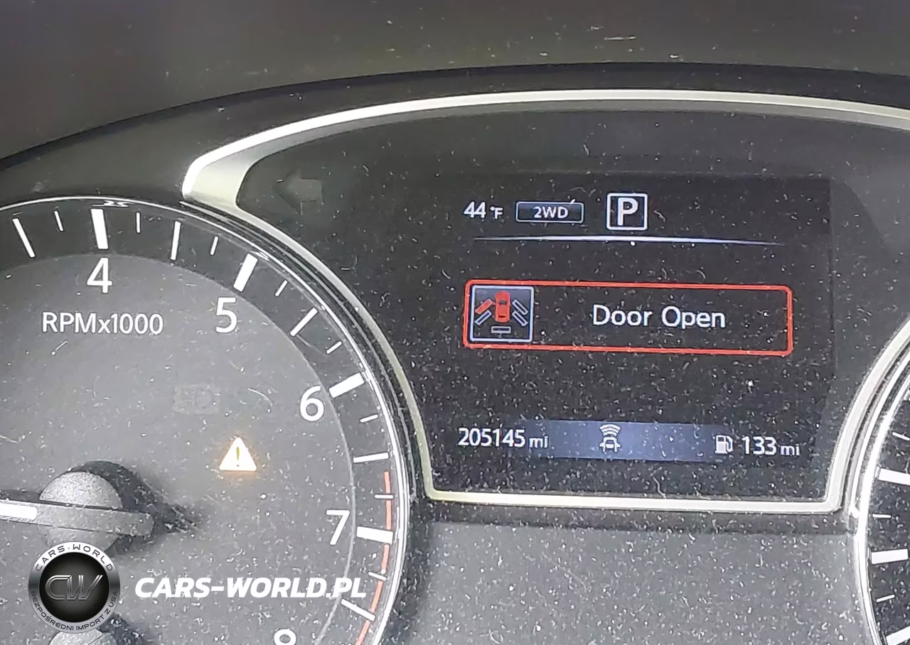 2018 Nissan Pathfinder S VIN:5N1DR2MM7JC620873 - 7