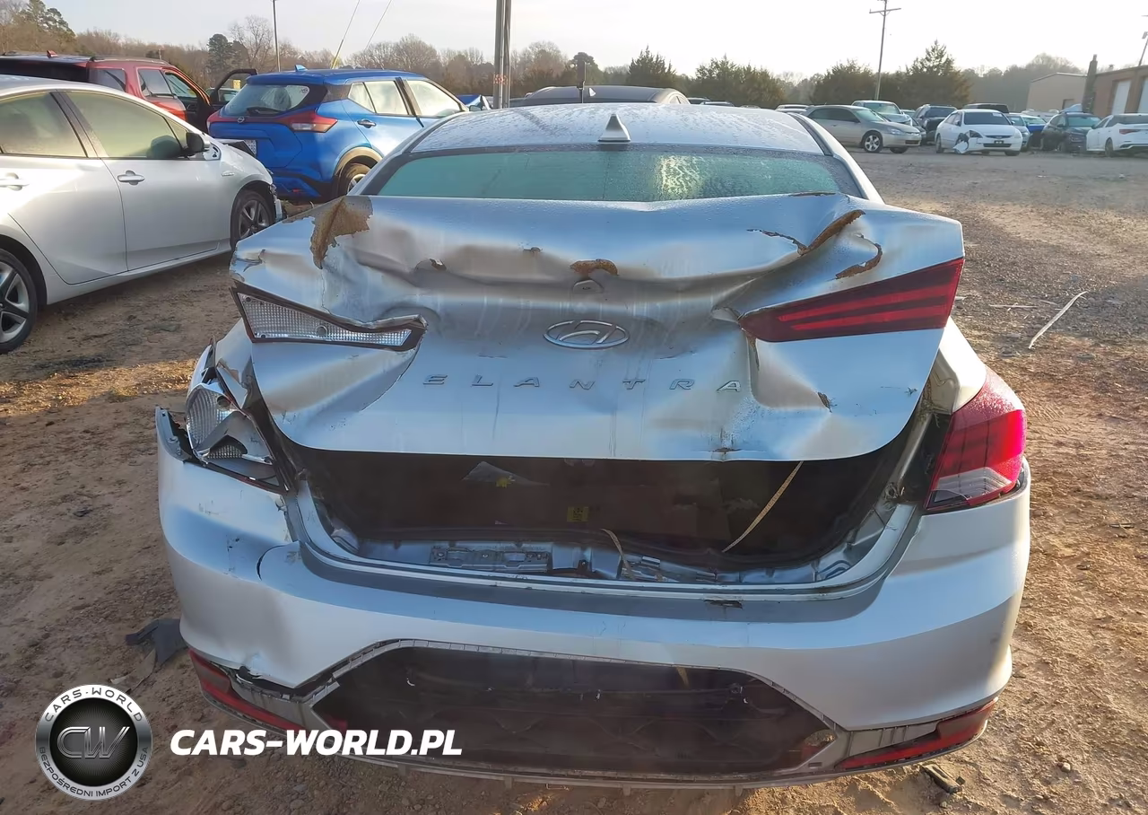 2019 Hyundai Elantra Sel VIN:5NPD84LF7KH427389 - 16