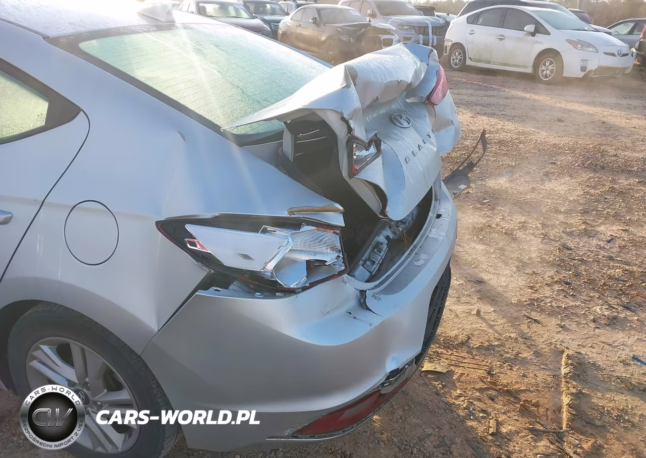 2019 Hyundai Elantra Sel VIN:5NPD84LF7KH427389 - 6