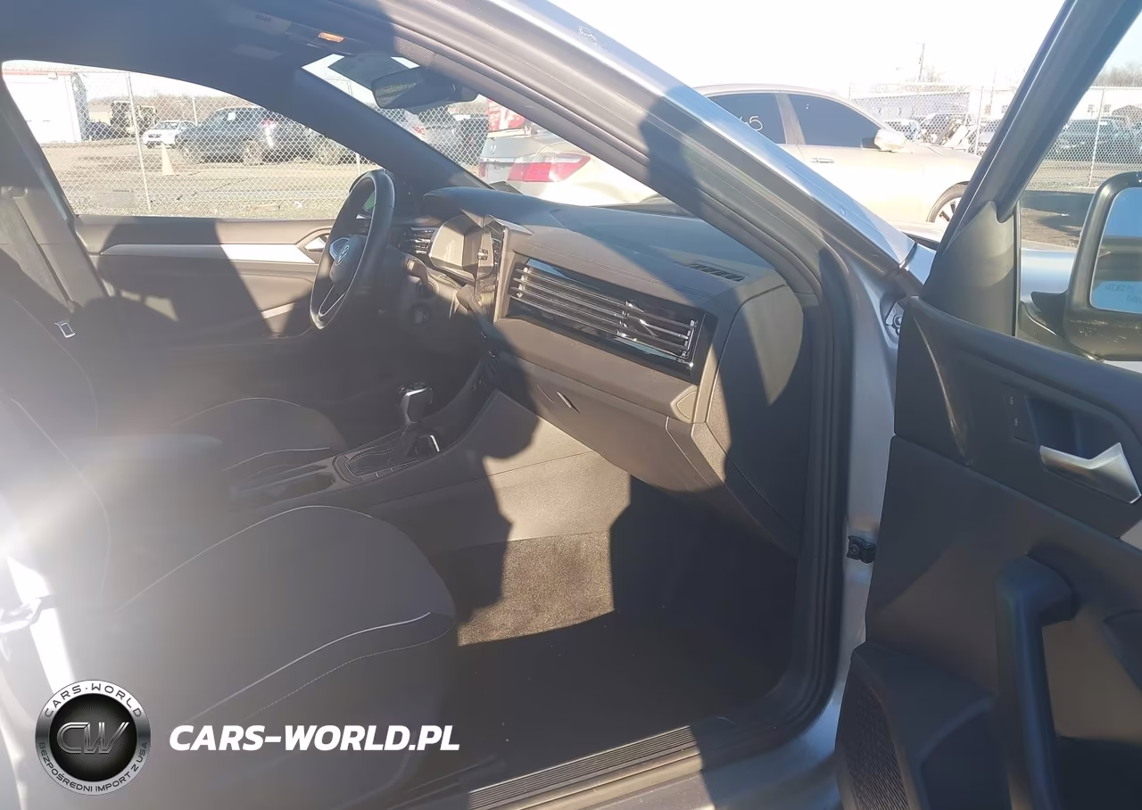 2025 Volkswagen Jetta 1.5T Sport VIN:3VWBX7BU7SM026606 - 5