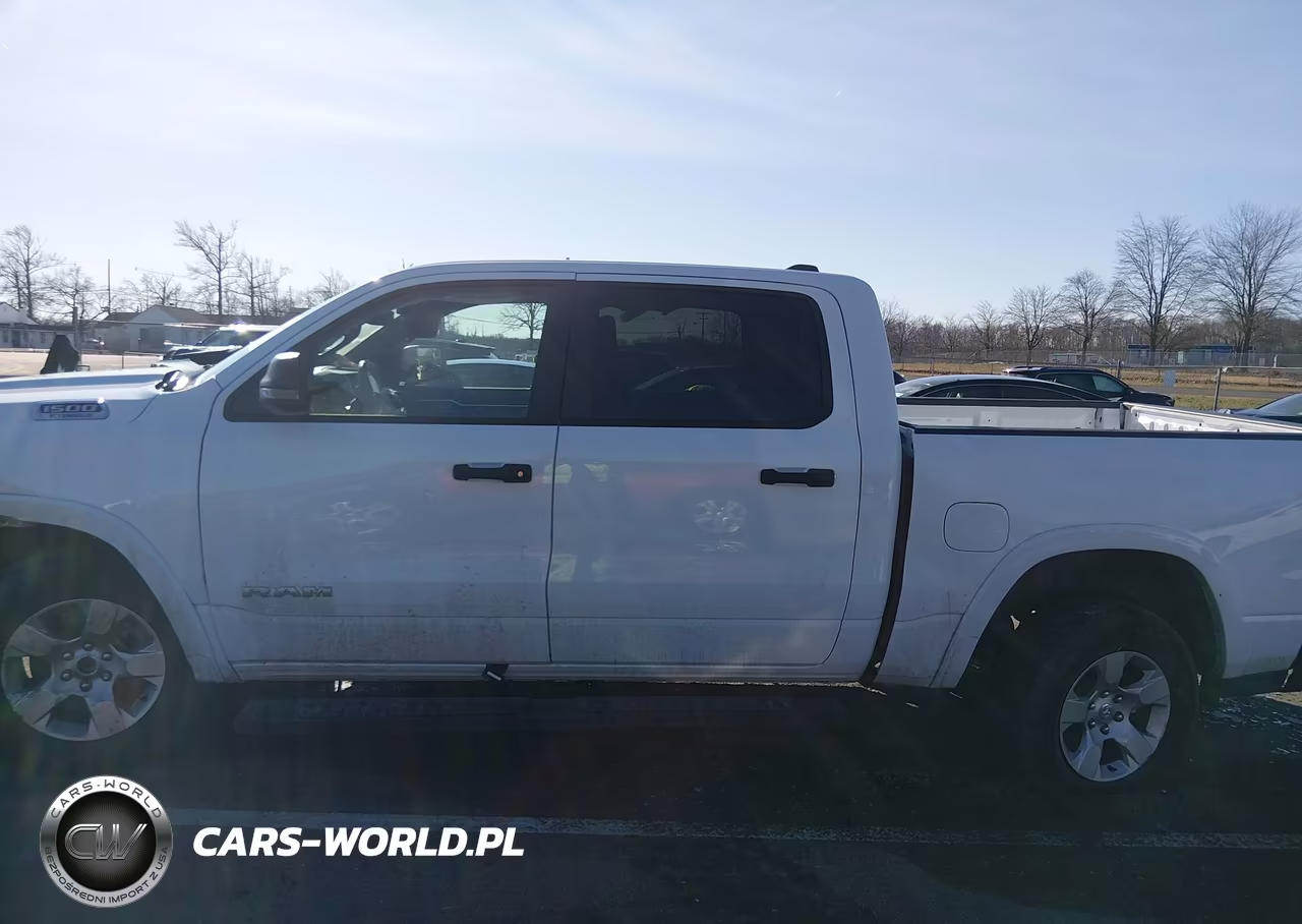2025 Ram 1500 Big Horn 4X4 5'7 Box VIN:1C6RRFFG5SN601289 - 14