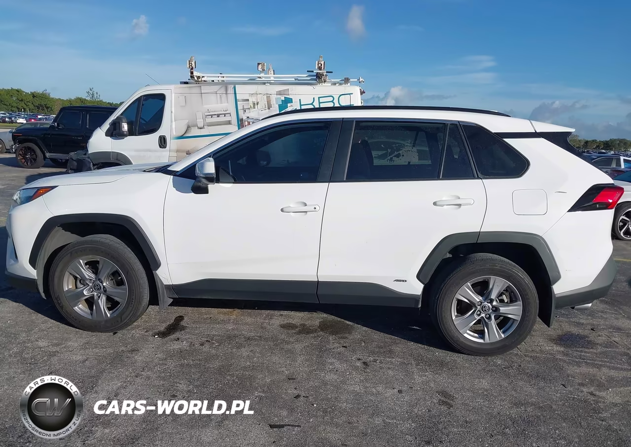 2024 Toyota Rav4 Hybrid Xle VIN:4T3RWRFVXRU139719 - 14