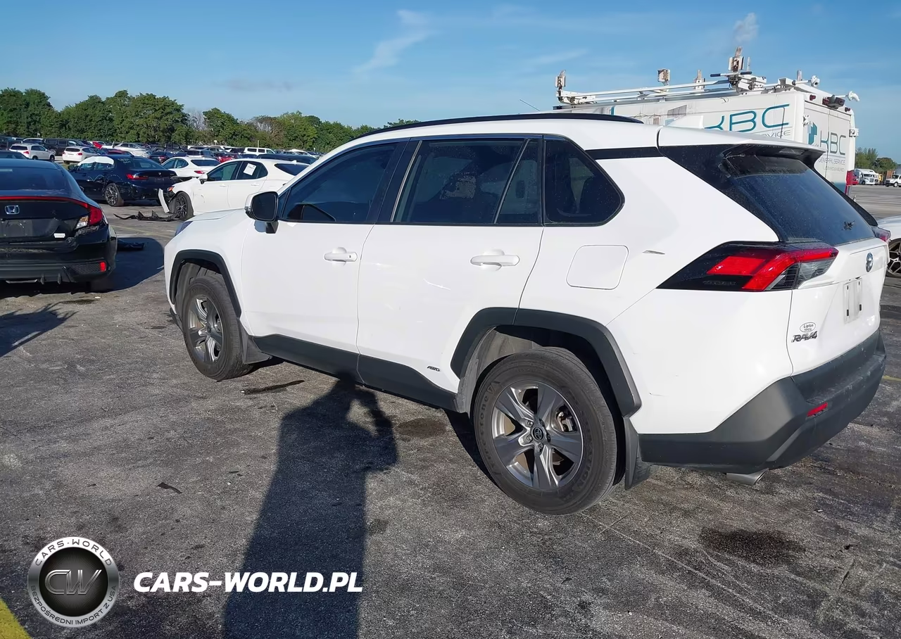 2024 Toyota Rav4 Hybrid Xle VIN:4T3RWRFVXRU139719 - 3