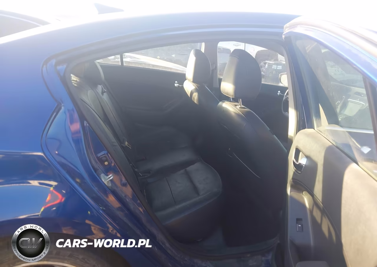 2017 Kia Forte Ex VIN:3KPFN4A8XHE104912 - 8
