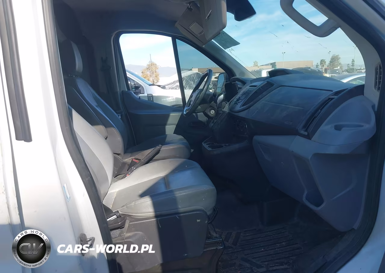 2016 Ford Transit-150 VIN:1FTYE1YM4GKA21305 - 5