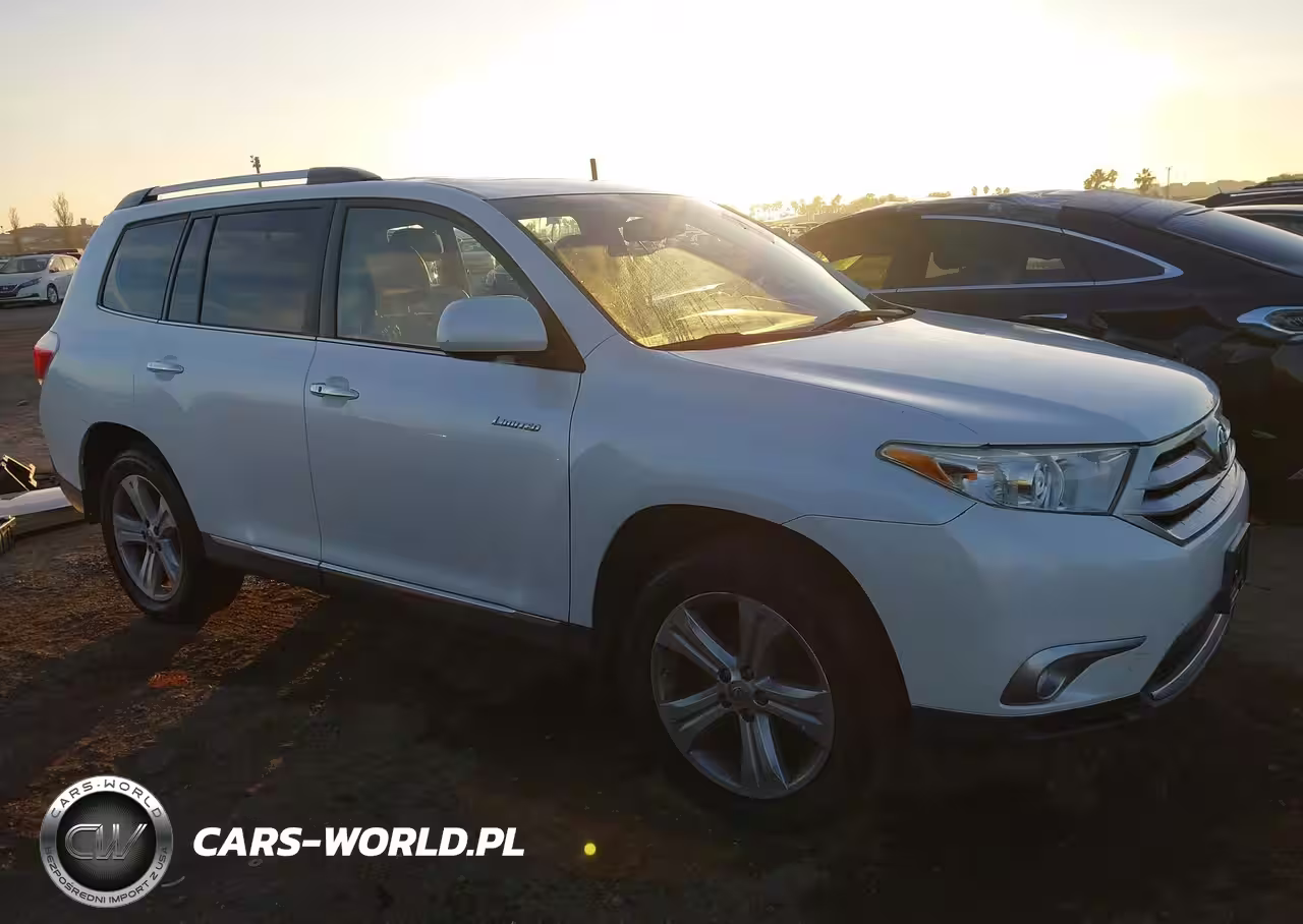 2013 Toyota Highlander Limited V6