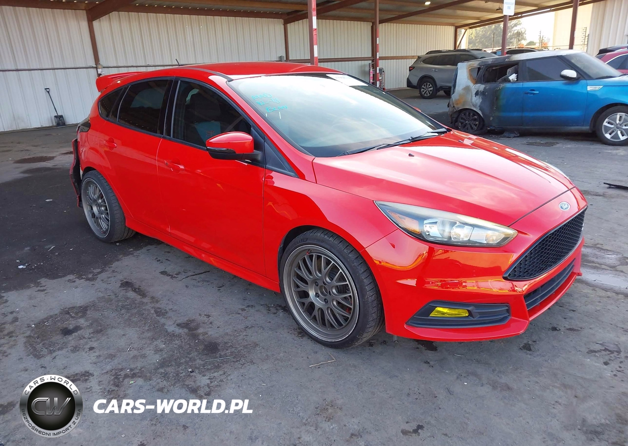 2015 Ford Focus St