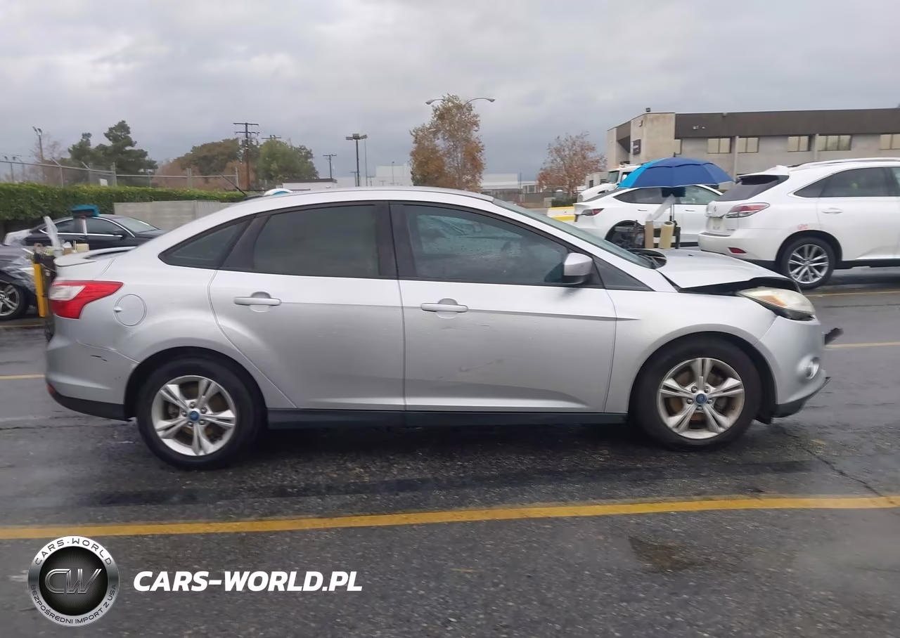 2012 Ford Focus Se VIN:1FAHP3F27CL250885 - 13