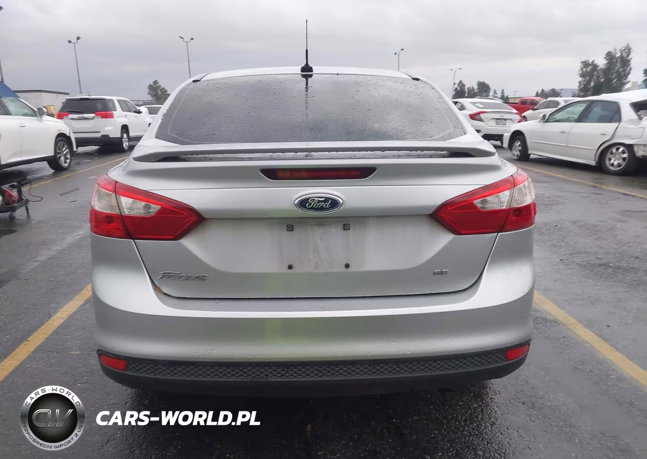 2012 Ford Focus Se VIN:1FAHP3F27CL250885 - 16