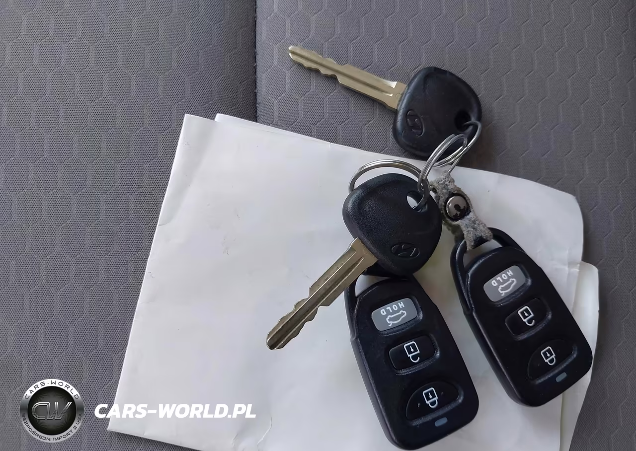 2019 Hyundai Elantra Sel VIN:5NPD84LF1KH493940 - 11