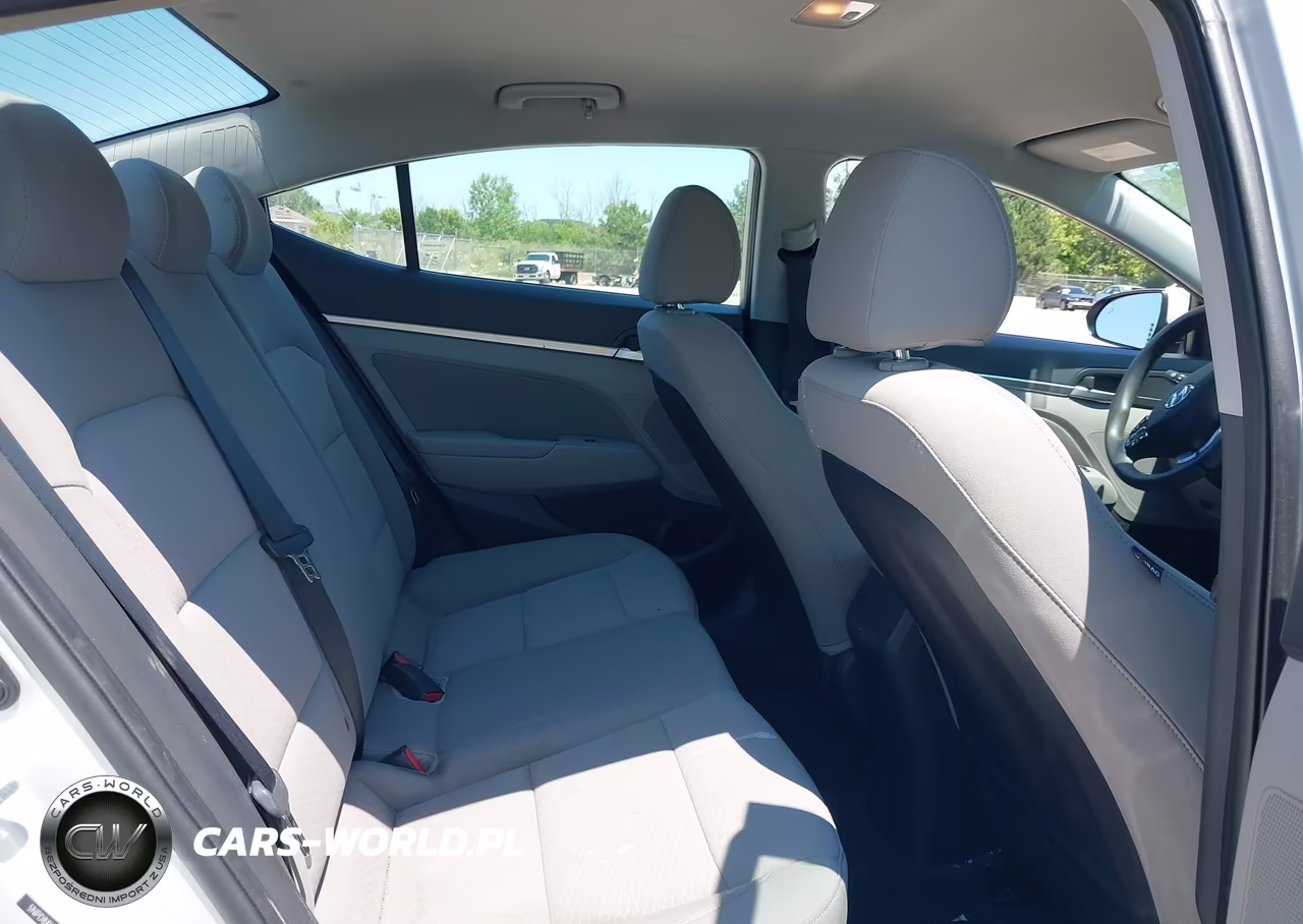 2019 Hyundai Elantra Sel VIN:5NPD84LF1KH493940 - 8