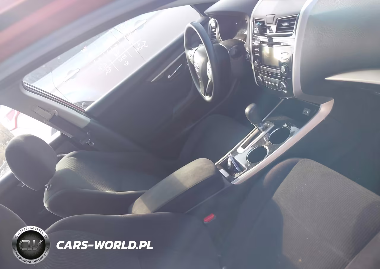 2014 Nissan Altima 2.5 S VIN:1N4AL3AP8EC155786 - 5