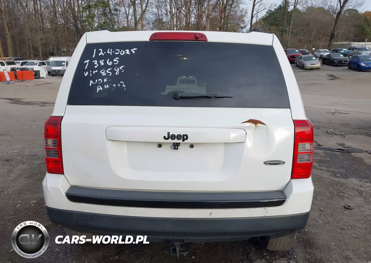 2014 Jeep Patriot Altitude VIN:1C4NJPBA4ED758585 - 16