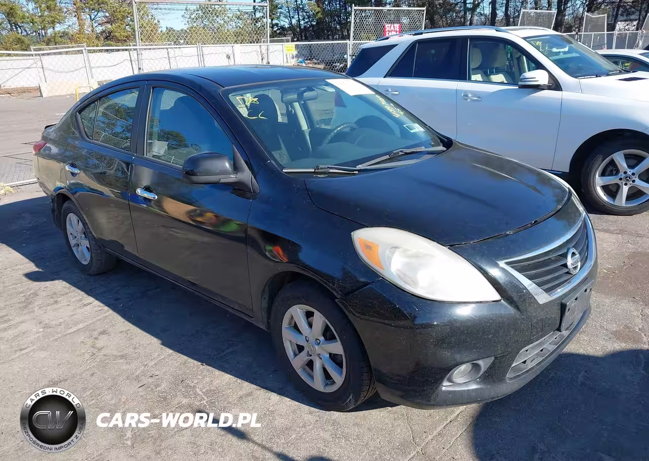 2012 Nissan Versa 1.6 Sl