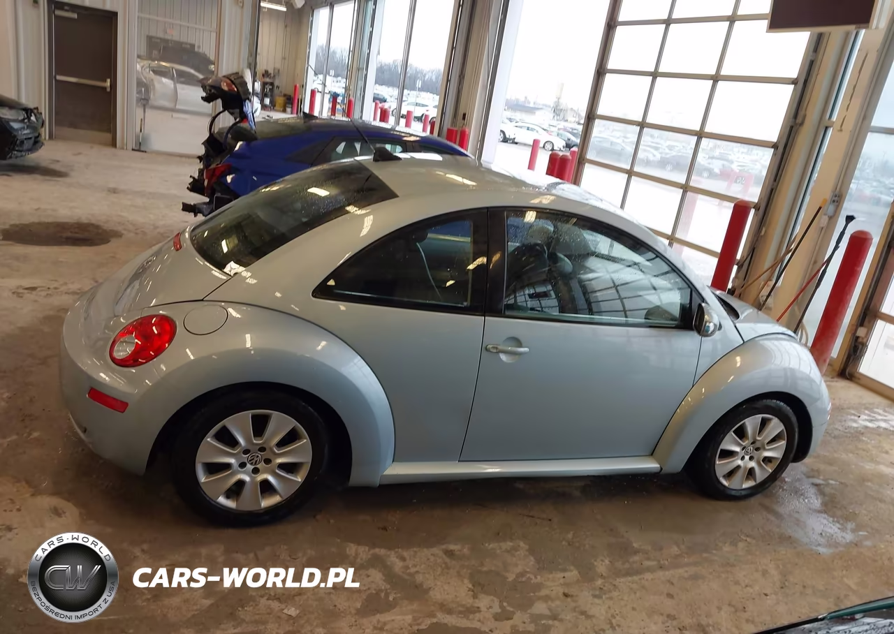 2010 Volkswagen New Beetle 2.5L VIN:3VWRW3AG2AM006820 - 14