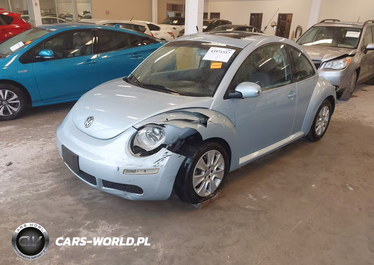 2010 Volkswagen New Beetle 2.5L VIN:3VWRW3AG2AM006820 - 2