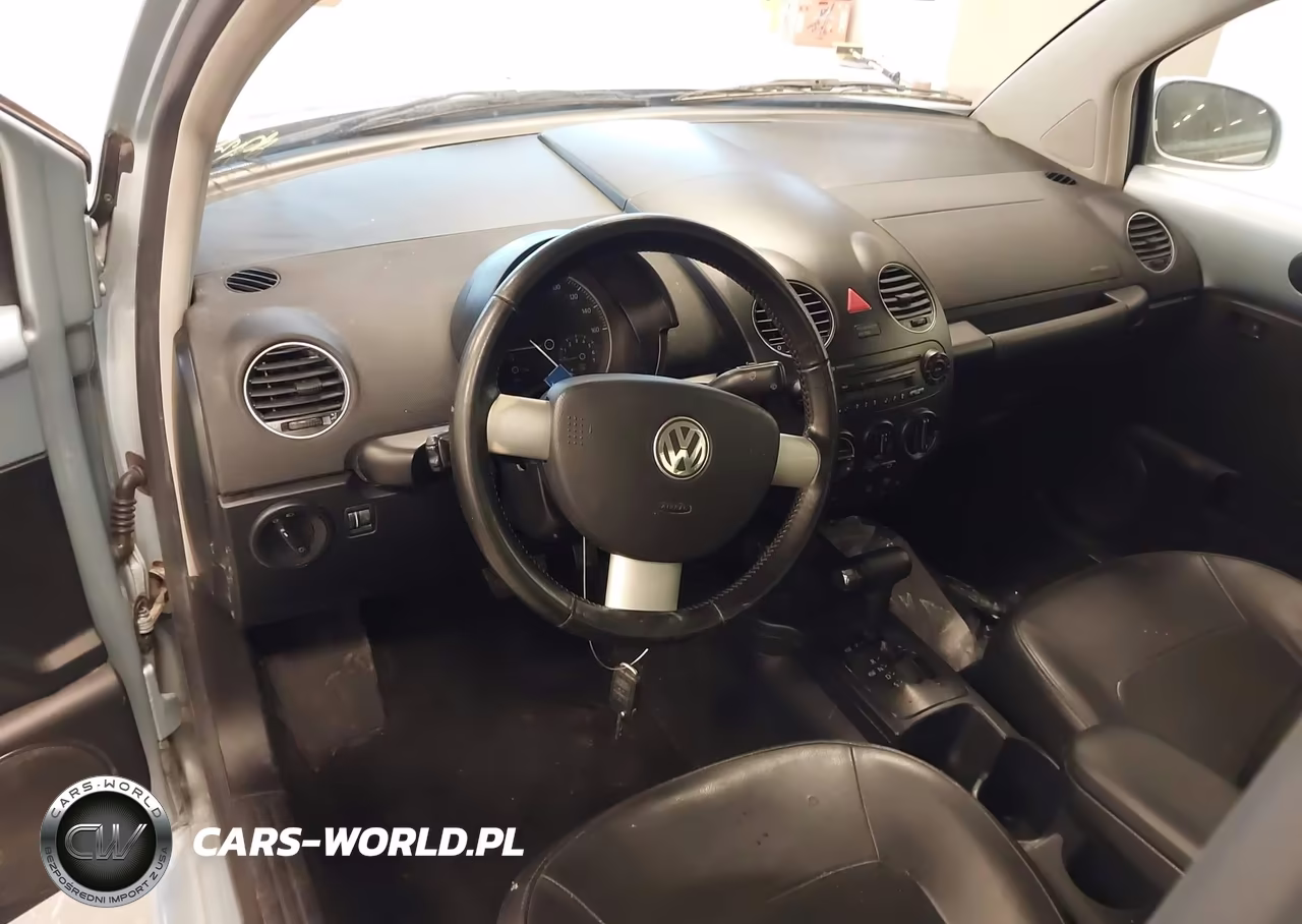2010 Volkswagen New Beetle 2.5L VIN:3VWRW3AG2AM006820 - 22