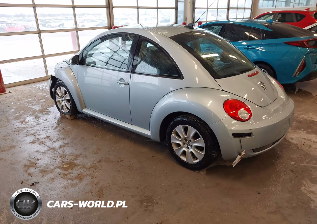 2010 Volkswagen New Beetle 2.5L VIN:3VWRW3AG2AM006820 - 3