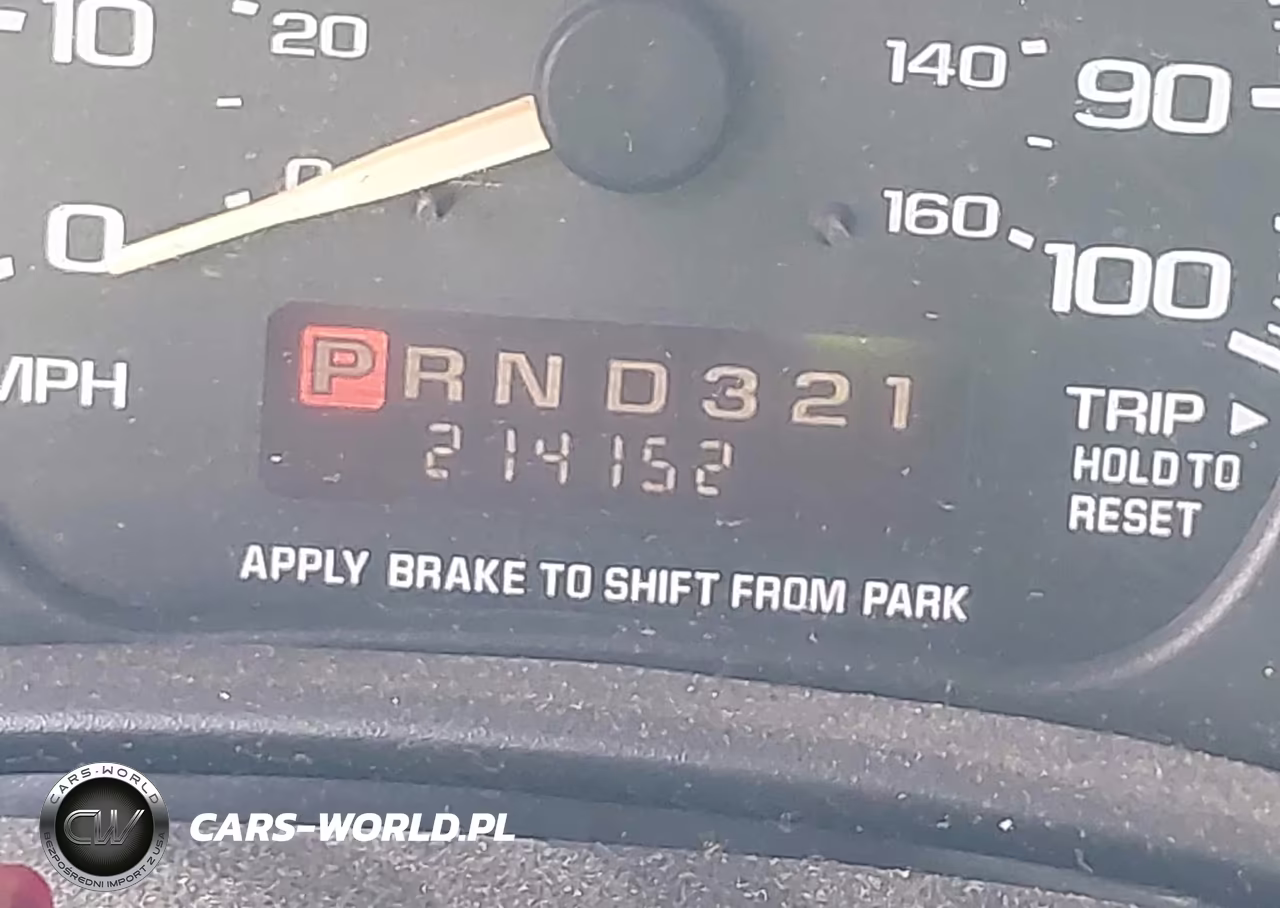 2002 Chevrolet Express VIN:1GAHG39R021238888 - 7