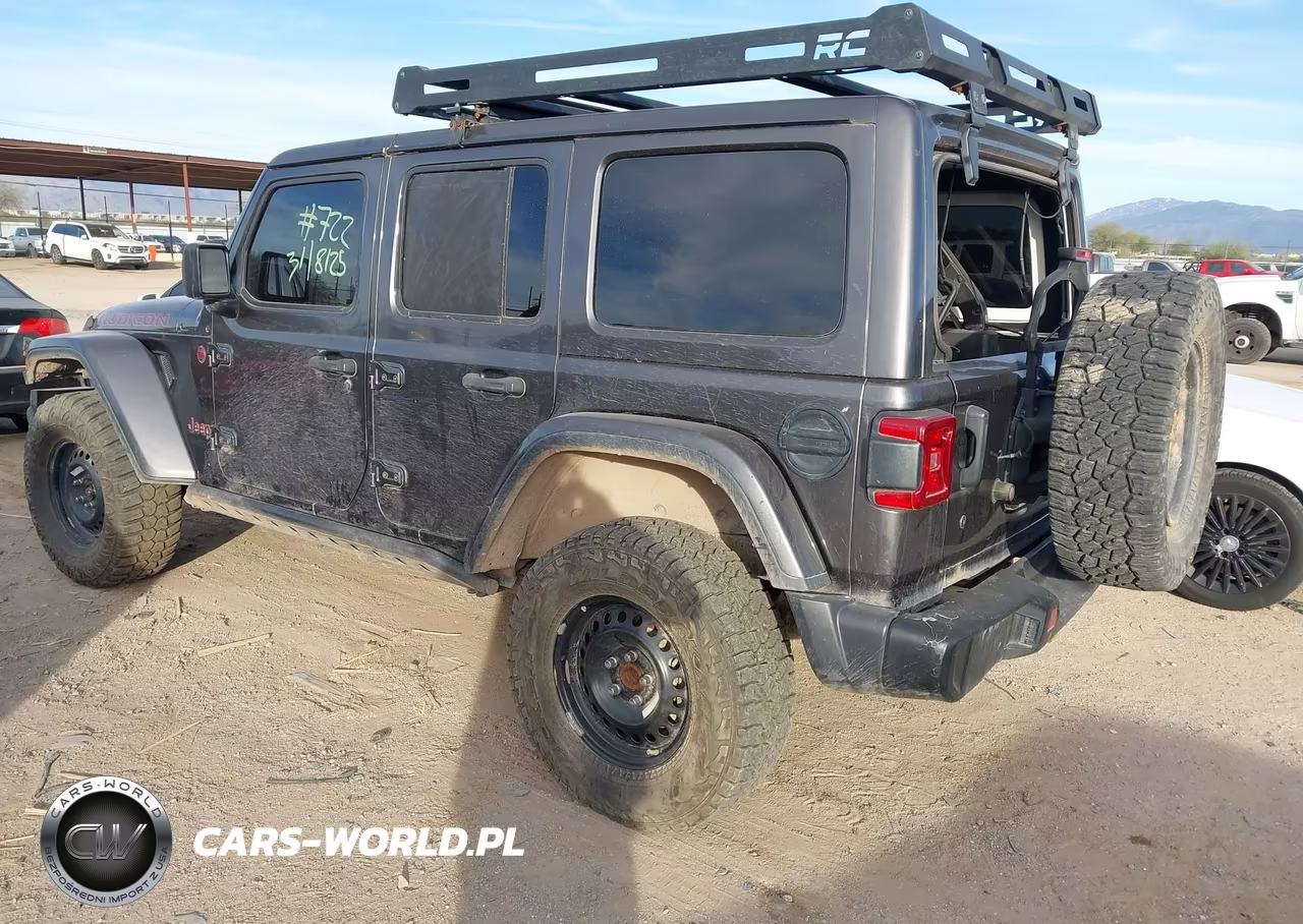 2018 Jeep Wrangler Unlimited Rubicon VIN:1C4HJXFG7JW269396 - 3