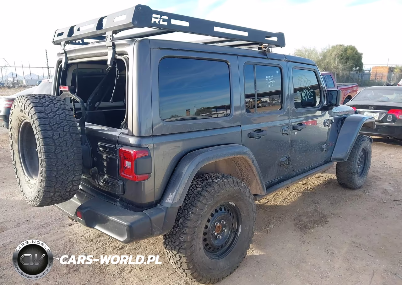 2018 Jeep Wrangler Unlimited Rubicon VIN:1C4HJXFG7JW269396 - 4