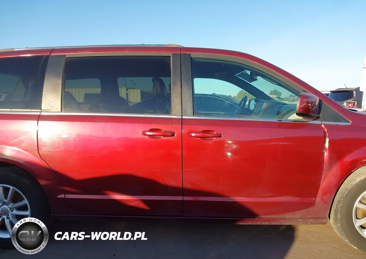 2019 Dodge Grand Caravan Sxt VIN:2C4RDGCG5KR537906 - 13