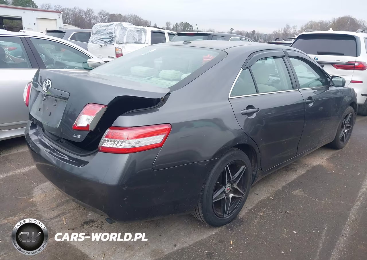 2011 Toyota Camry Le VIN:4T1BF3EK8BU128769 - 4