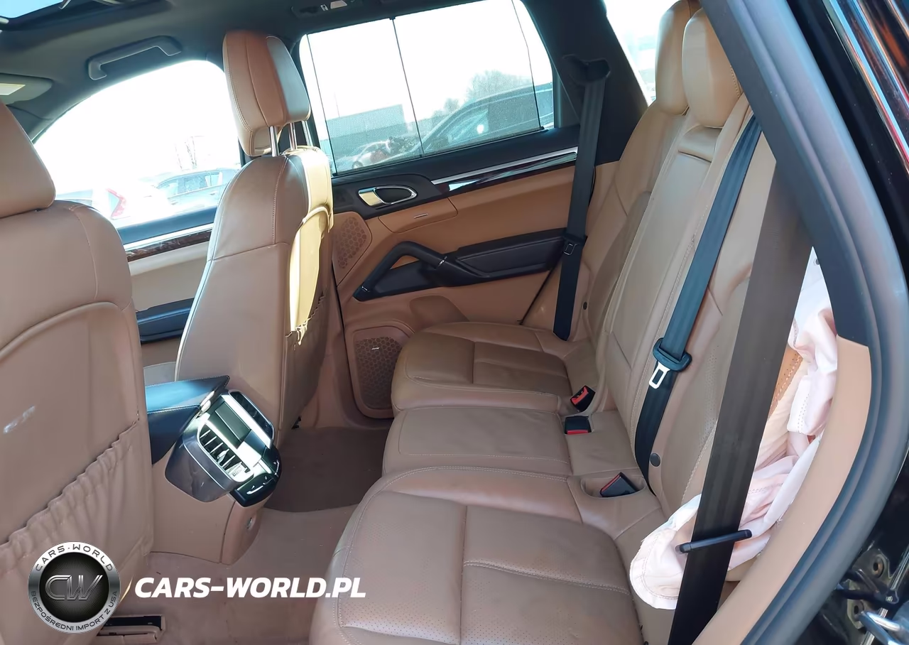 2011 Porsche Cayenne S VIN:WP1AB2A21BLA52022 - 8