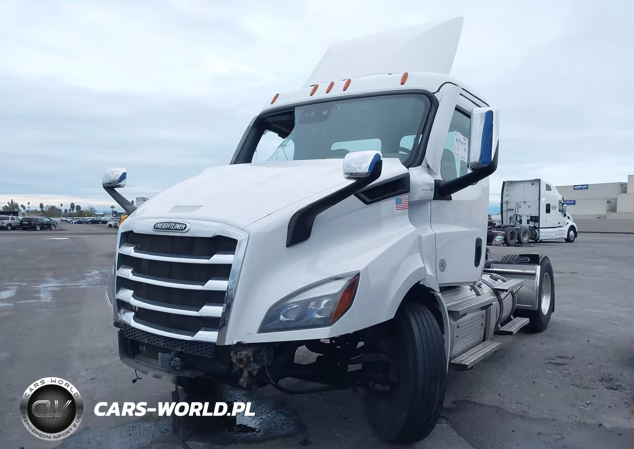 2021 Freightliner Cascadia 2021 Freightliner Cascadia 4X2 S-A Day Cab Truck Tractor VIN:3AKBHSDV0MSMP1800 - 2