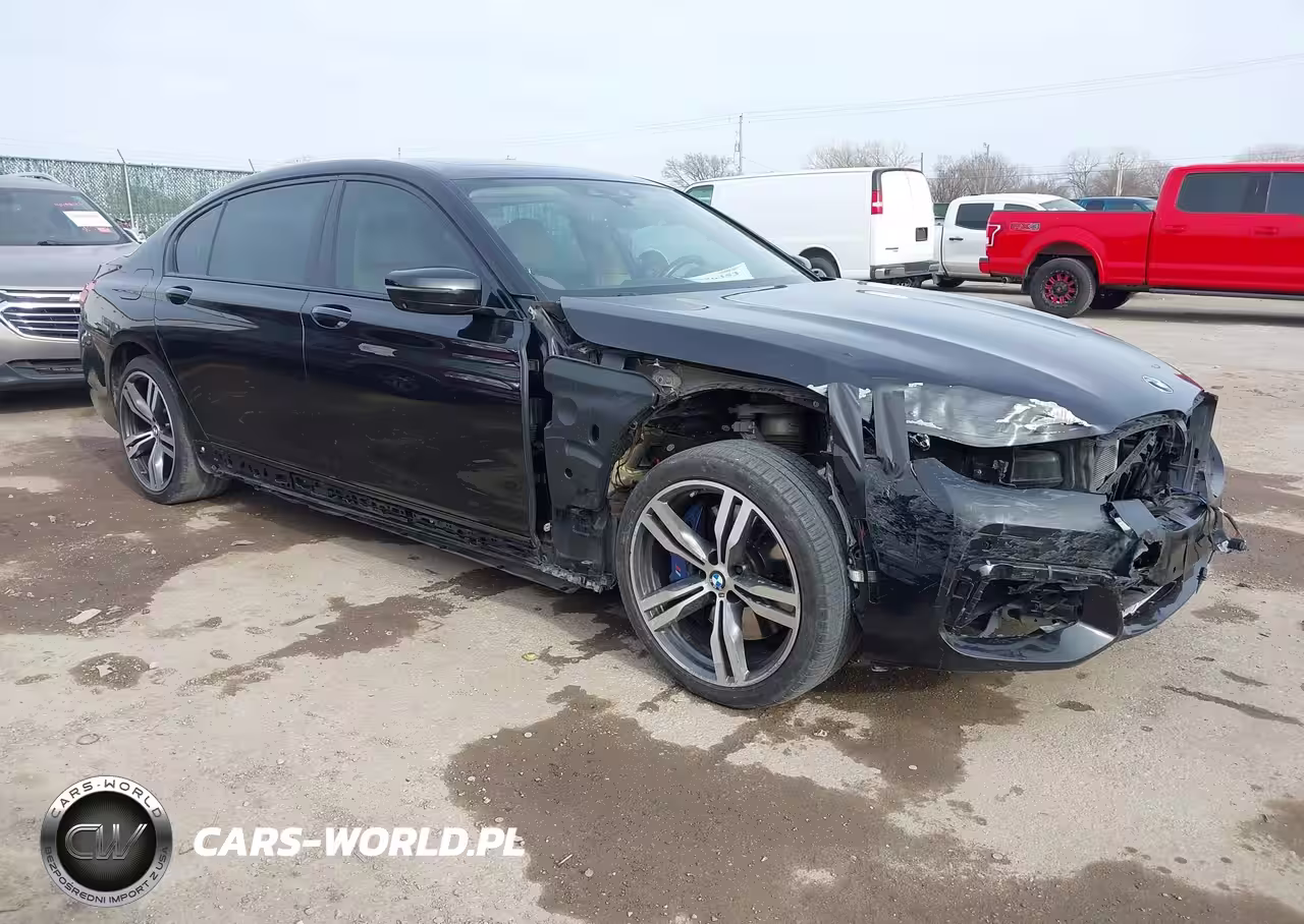 2018 BMW 750I