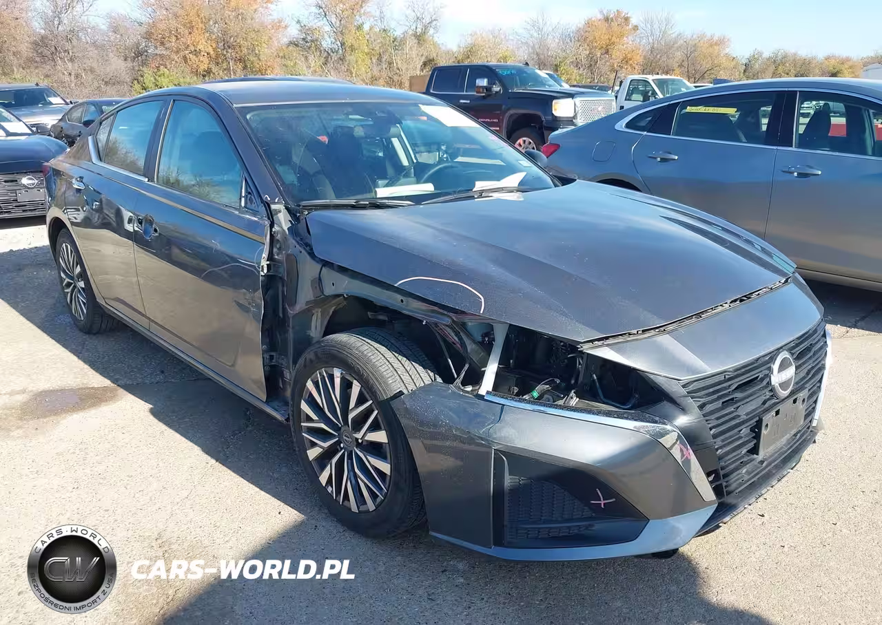 2025 Nissan Altima Sv Fwd