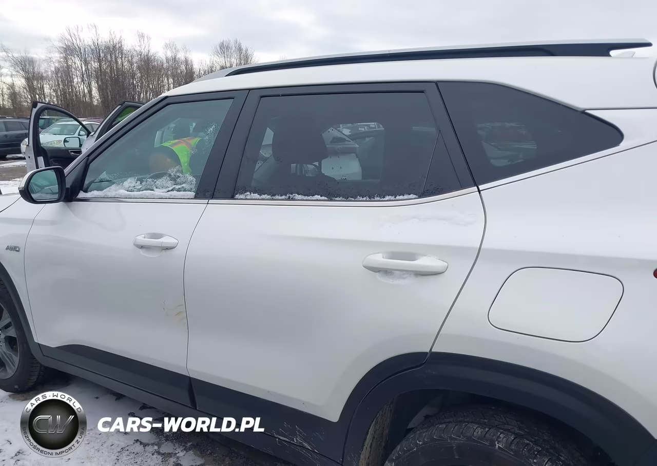 2021 Kia Seltos S VIN:KNDEUCAA7M7180657 - 15