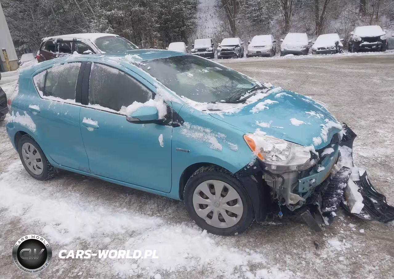 2014 Toyota Prius C Two