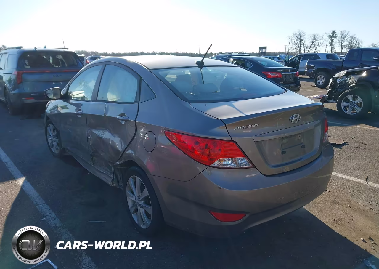 2014 Hyundai Accent Gls VIN:KMHCU4AE6EU763686 - 3