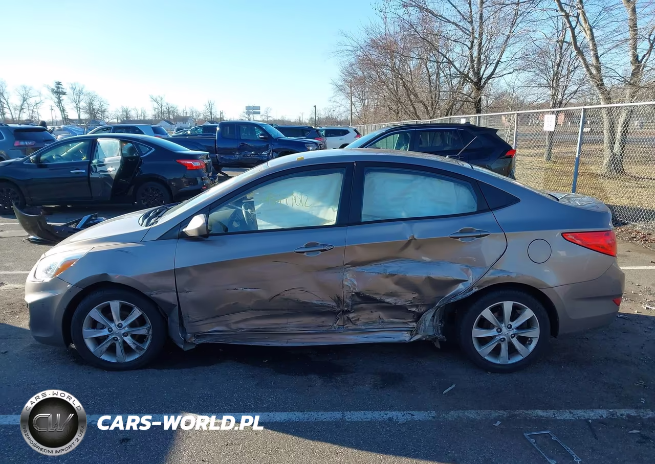 2014 Hyundai Accent Gls VIN:KMHCU4AE6EU763686 - 6