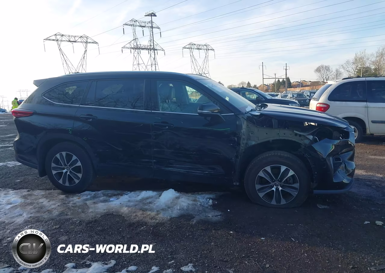 2021 Toyota Highlander Xle VIN:5TDGZRBH7MS136009 - 14