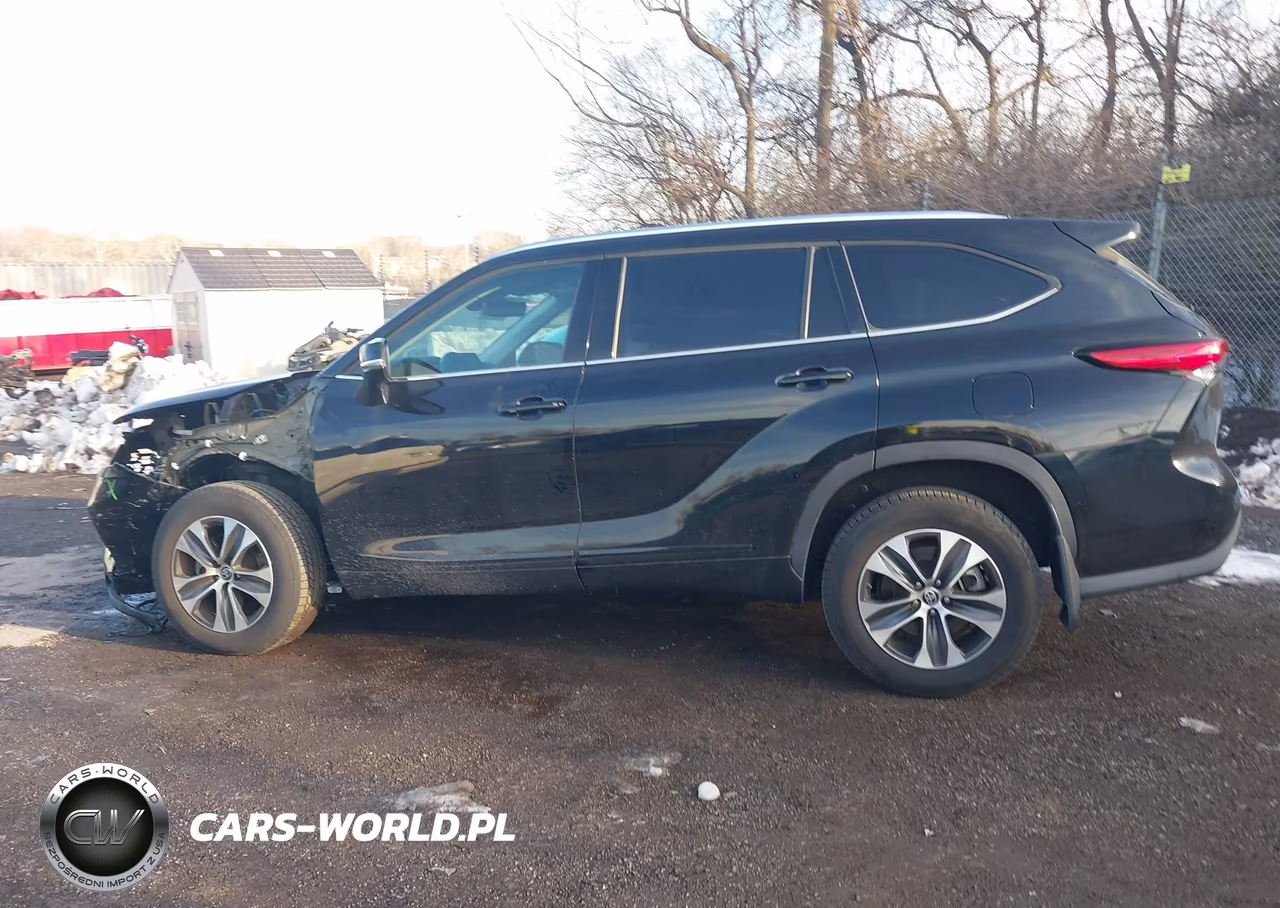 2021 Toyota Highlander Xle VIN:5TDGZRBH7MS136009 - 15
