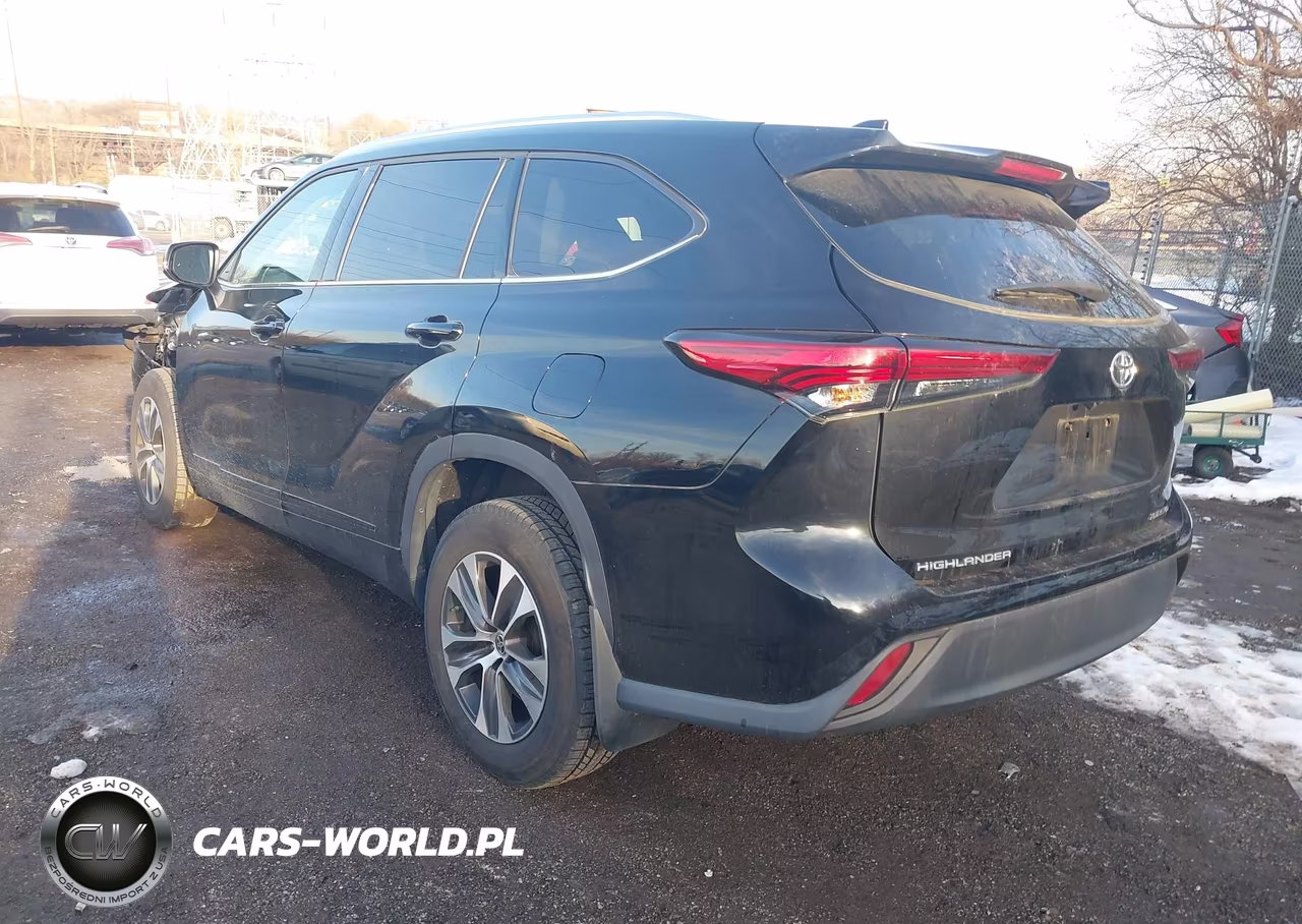 2021 Toyota Highlander Xle VIN:5TDGZRBH7MS136009 - 3