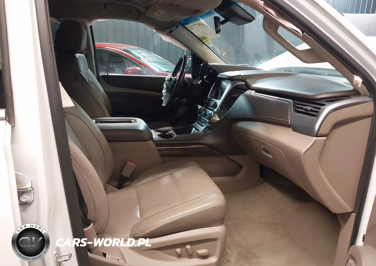2019 Chevrolet Tahoe Lt VIN:1GNSKBKC3KR117812 - 5