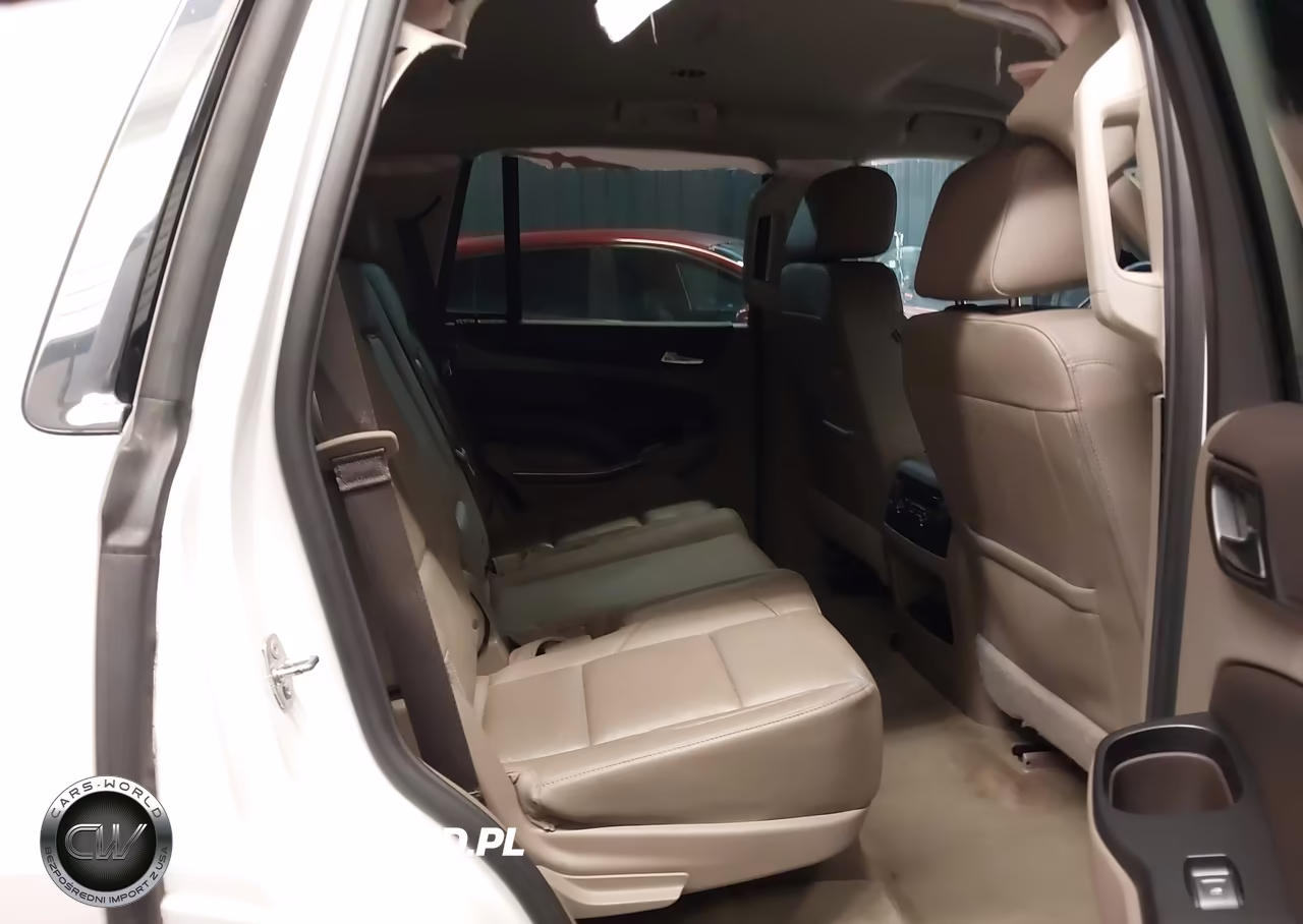 2019 Chevrolet Tahoe Lt VIN:1GNSKBKC3KR117812 - 8