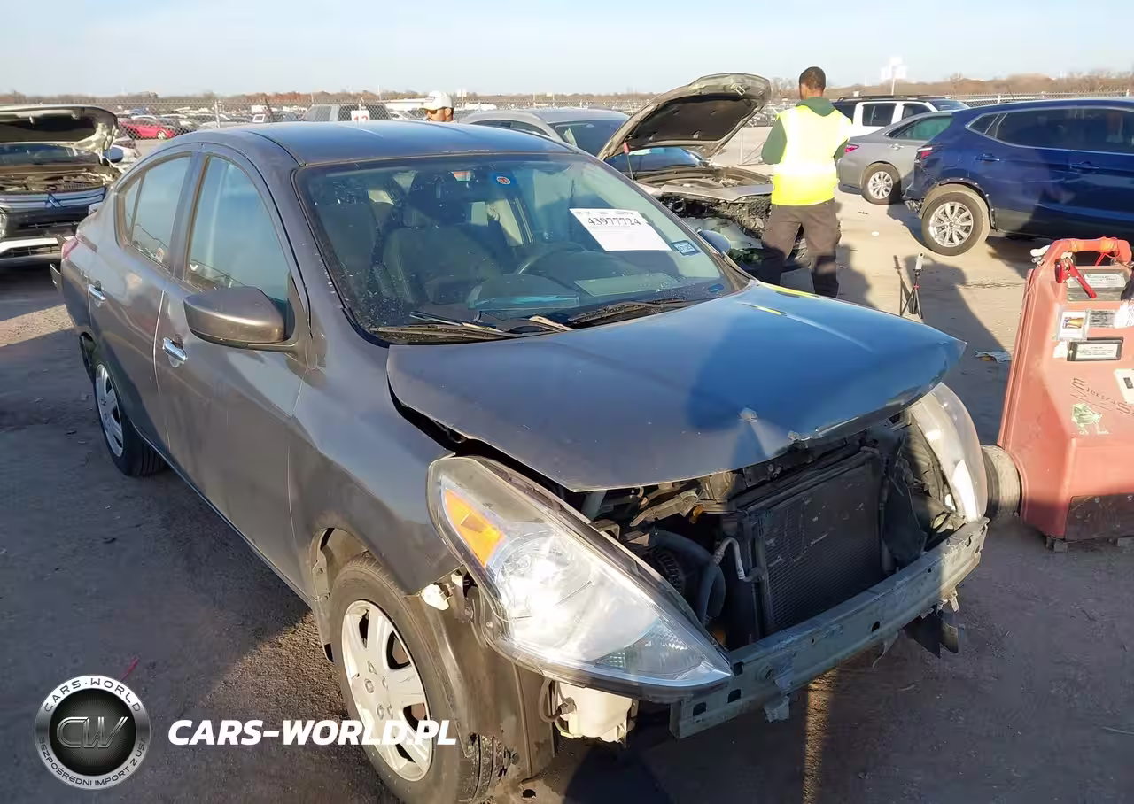 2016 Nissan Versa 1.6 Sv
