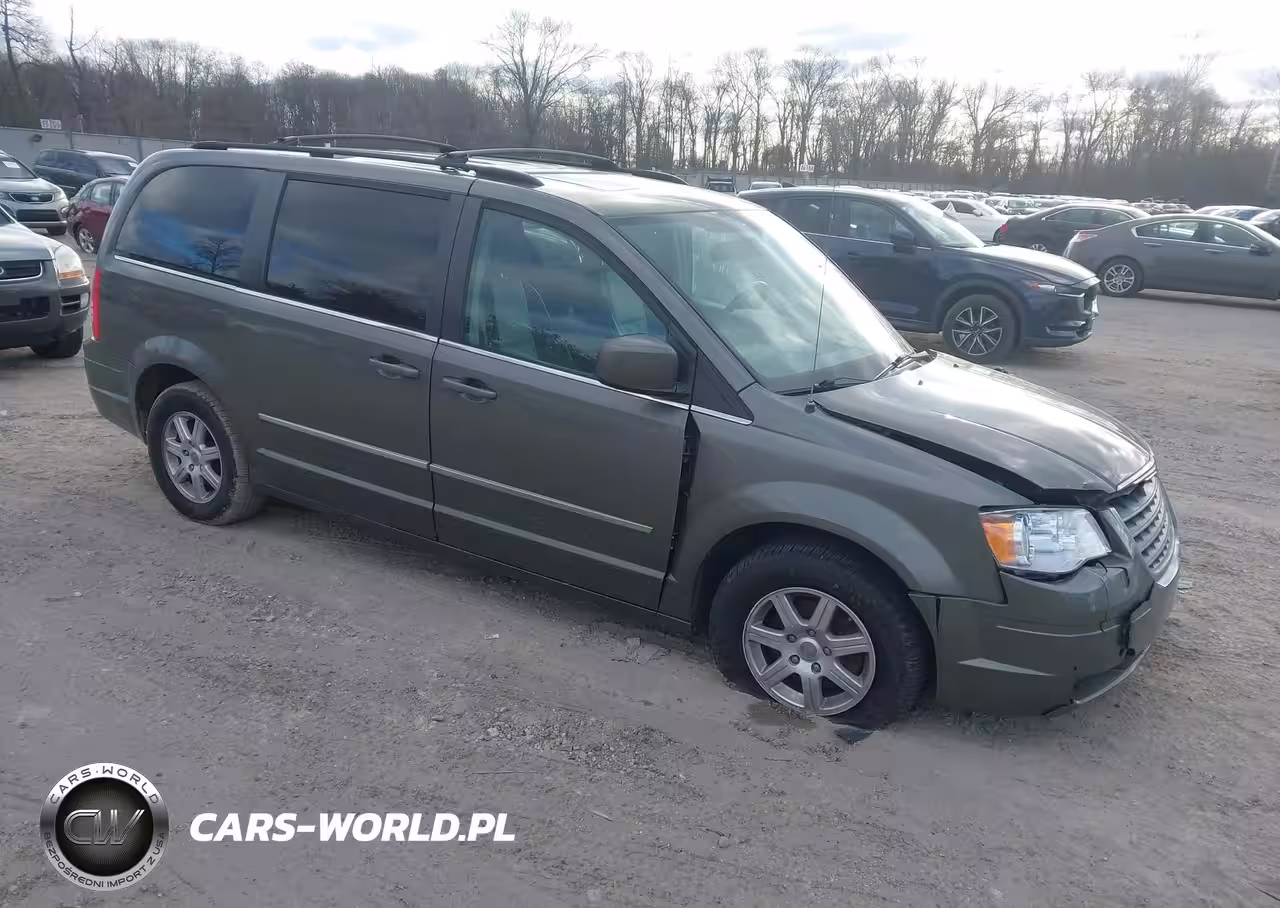 2010 Chrysler Town & Country Touring Plus