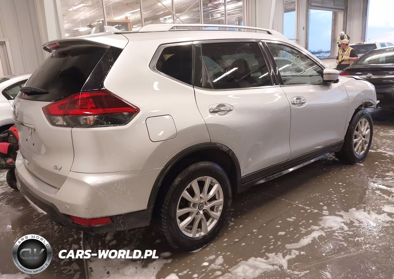 2020 Nissan Rogue Sv Fwd VIN:KNMAT2MT6LP508917 - 4