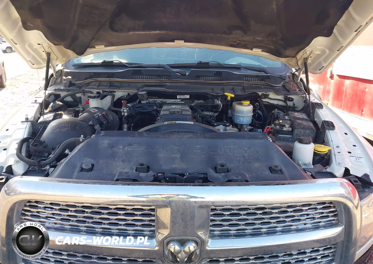 2018 Ram 3500 Laramie 4X4 8' Box VIN:3C63RRJL5JG361101 - 9
