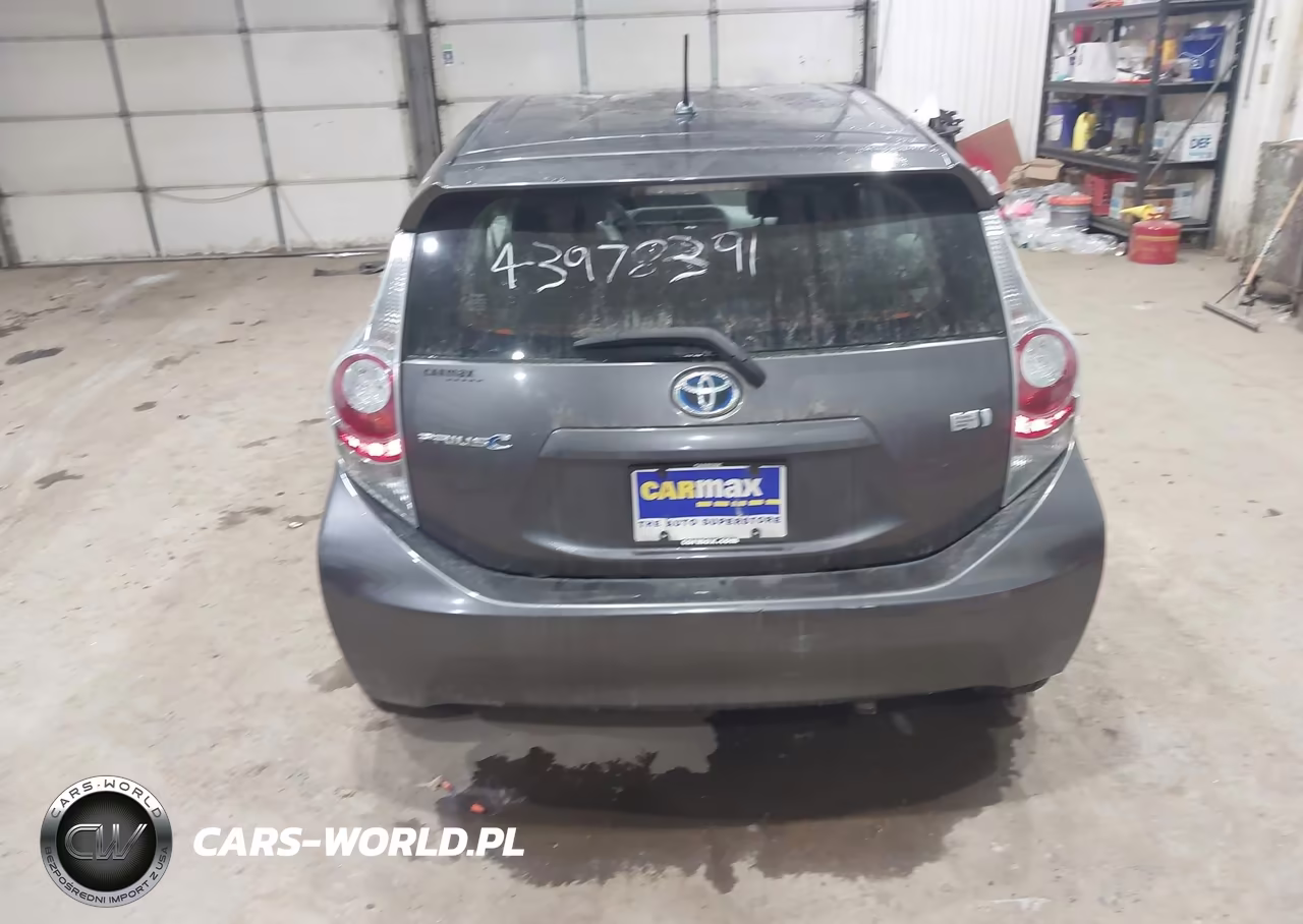 2012 Toyota Prius C Two VIN:JTDKDTB3XC1526219 - 16