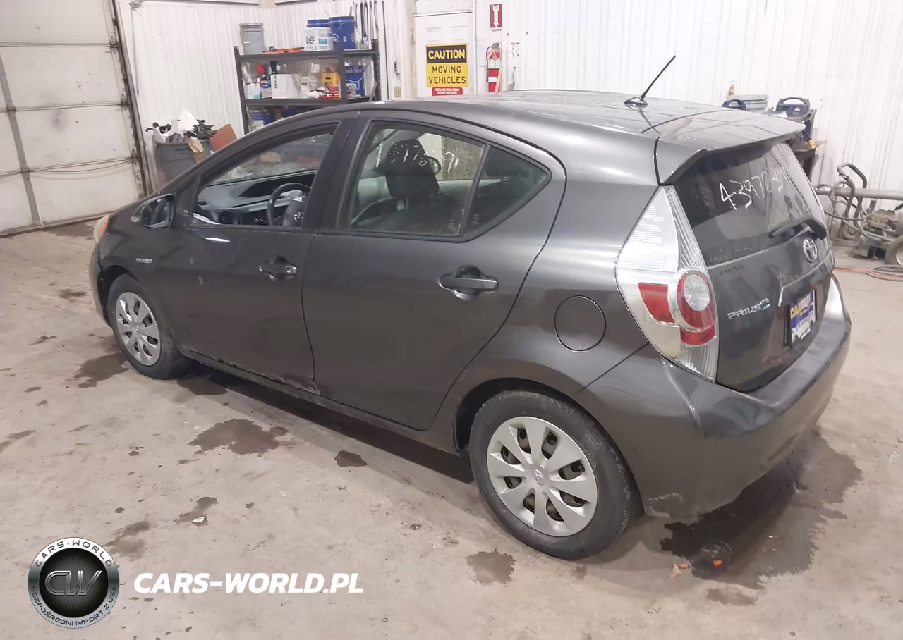 2012 Toyota Prius C Two VIN:JTDKDTB3XC1526219 - 3