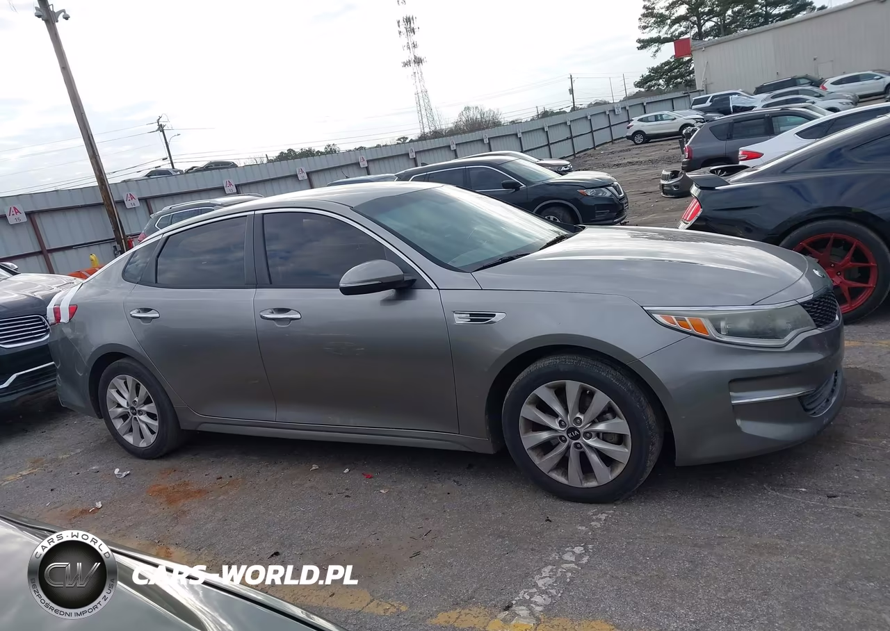 2017 Kia Optima Lx VIN:5XXGT4L30HG163373 - 13